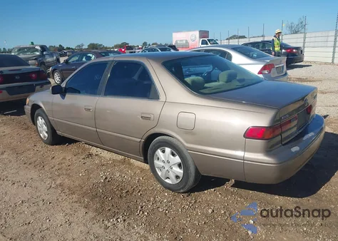 1999 Toyota Camry Le from USA, damaged, VIN JT2BG22K1X0376711